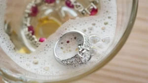 how to shine silver at home